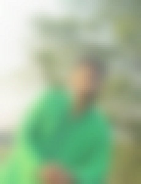 lucky, 32, Brunei
