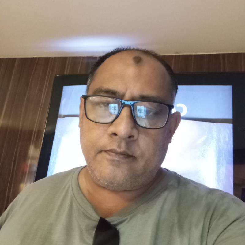 Shuvo, 46, Kampenhout