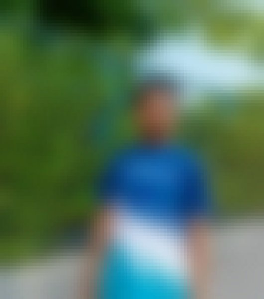 Sozon, 30, Nottinghamshire