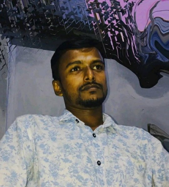 md emon, 36, Marseille
