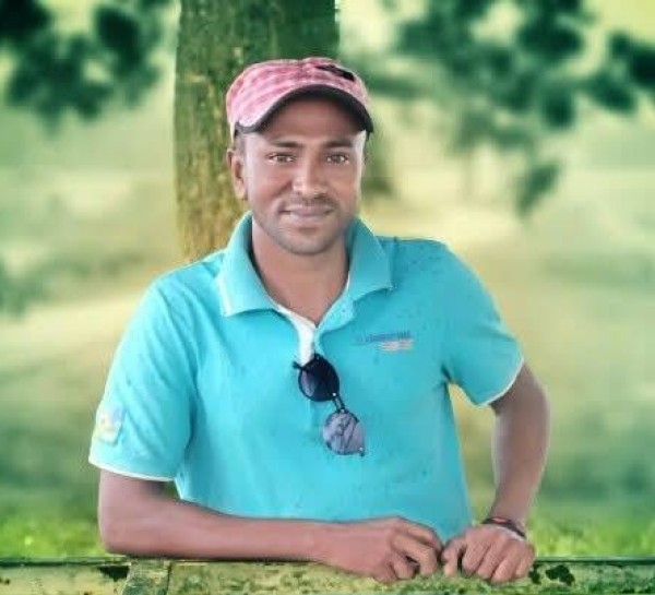 Md Uzzal Ahmed, 23, Pozant
