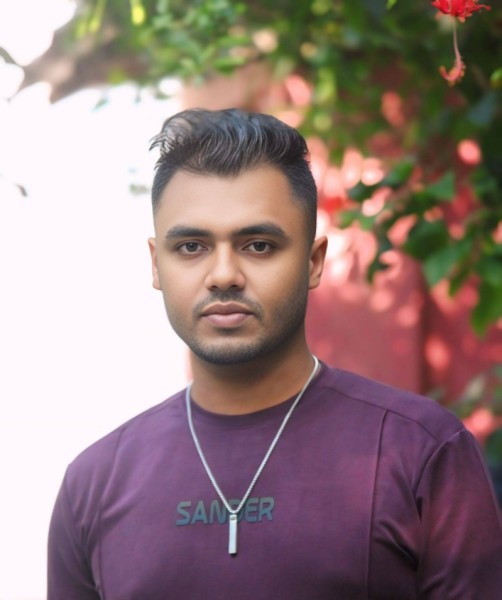 Jakaria Tarofder, 28, Nagyatd