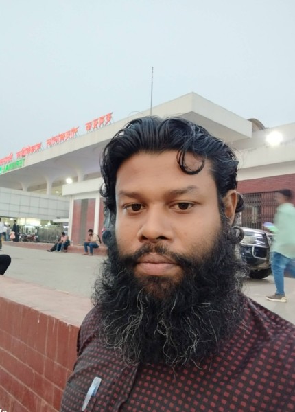 Md Ashraf, 35, Phusro