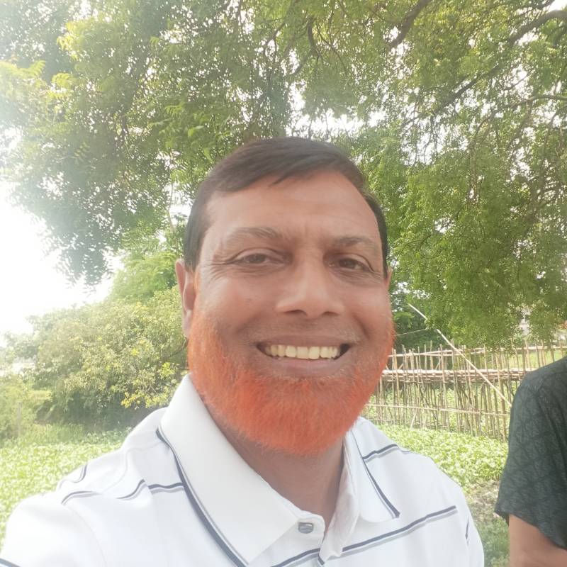 Nadim, 41, Eugene