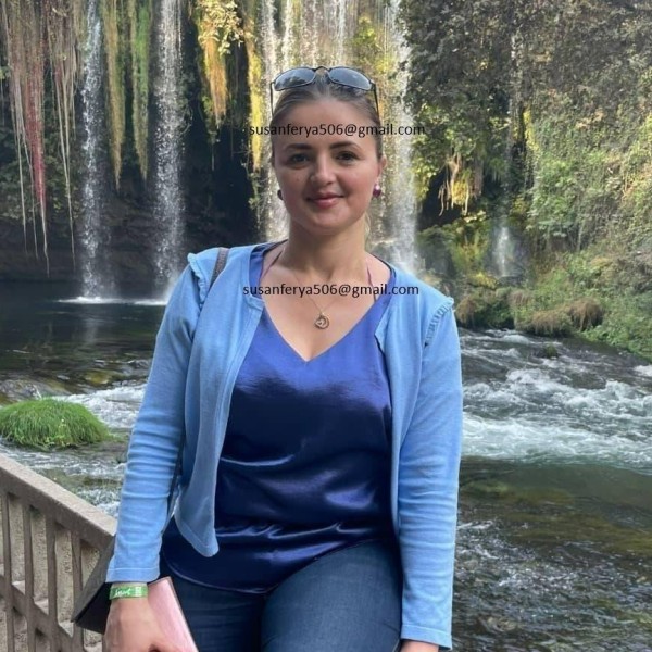 Ferya, 35, Atripalda