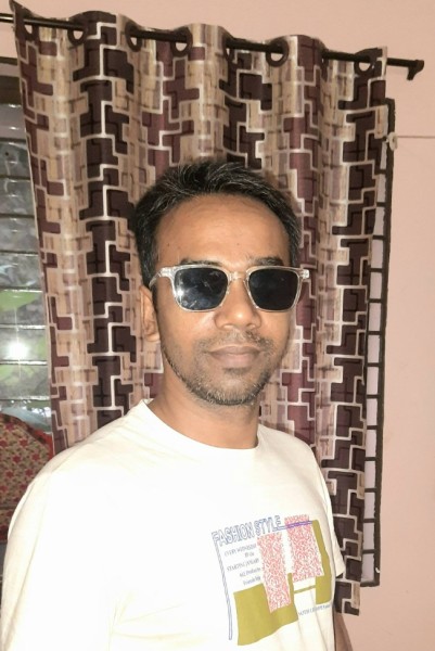 Khan vai, 30, Cedar Falls
