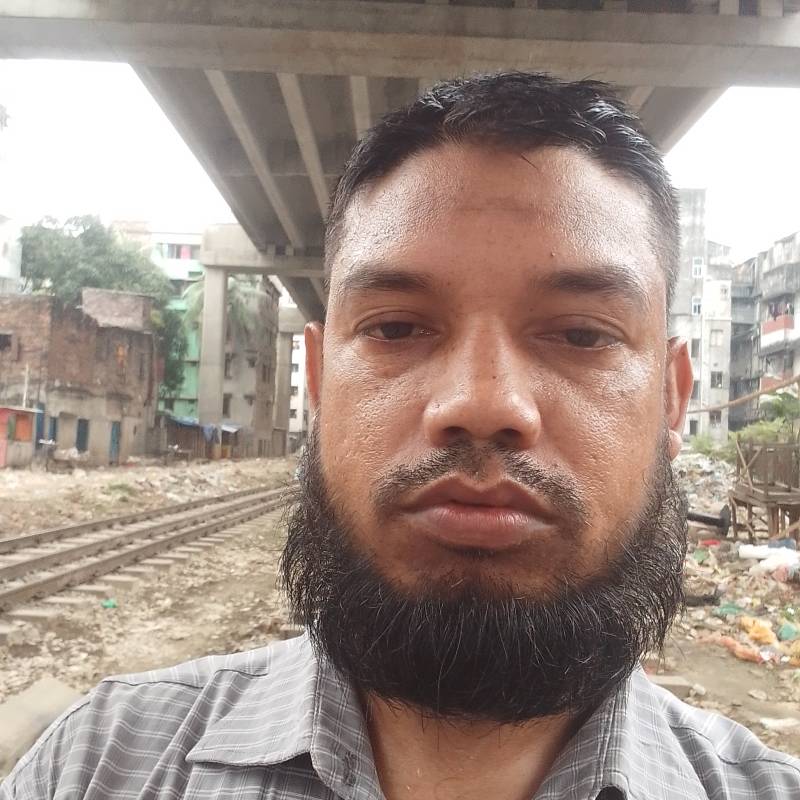 Robiul, 26, Bristol