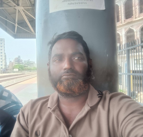 Mohammad, 41, Tonga