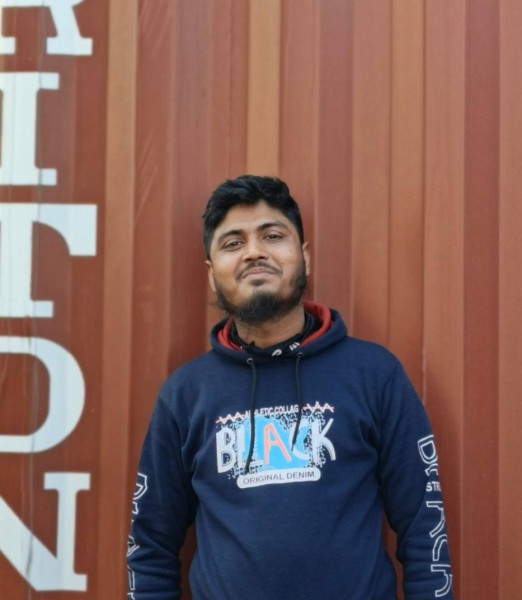Abid, 27, Undi