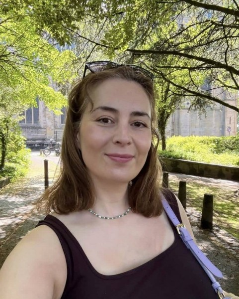 Belinda, 40, Tummalapenta