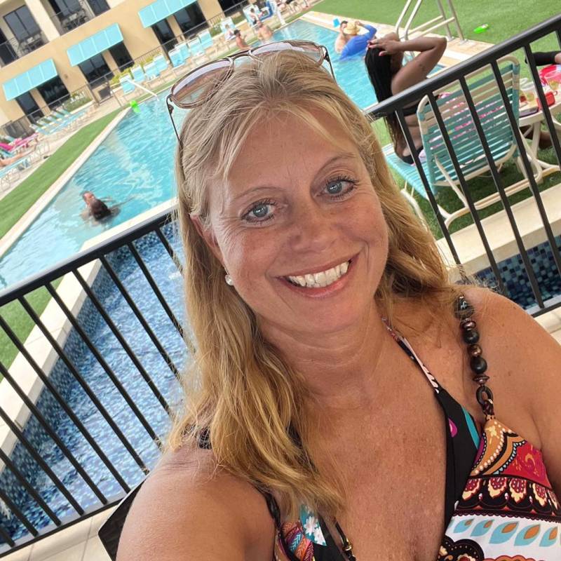 bonnie, 40, Owasso