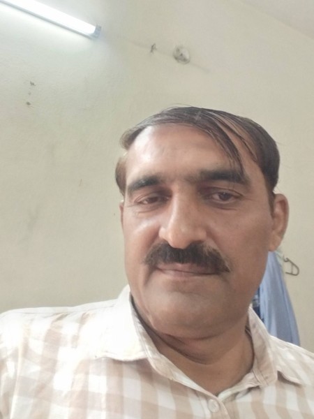 Javed, 42, Bulwell