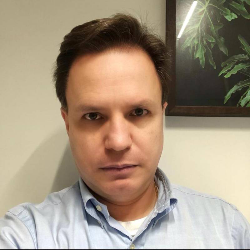 Albert Frank, 52, Portugal