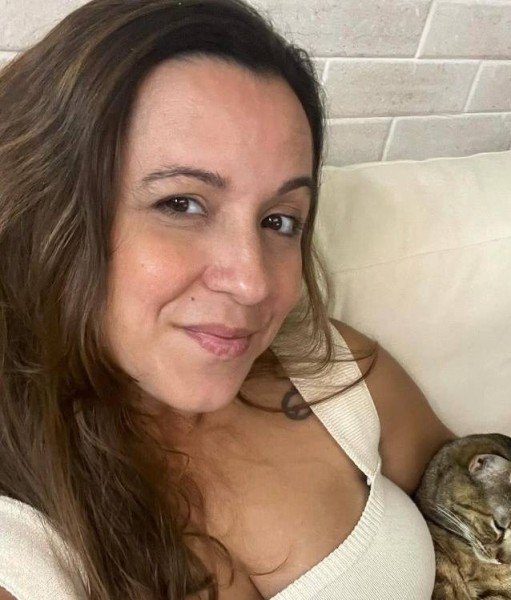 Cee, 48, Limbe