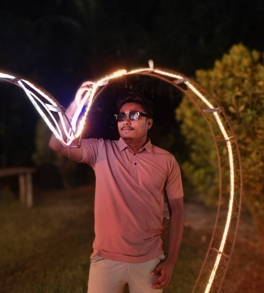Esmile Hussain Shakil, 26, Khmelnytskyi