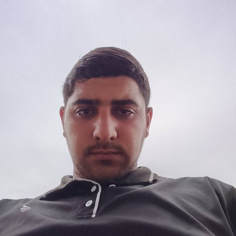 Arman, 23, Ambazoa