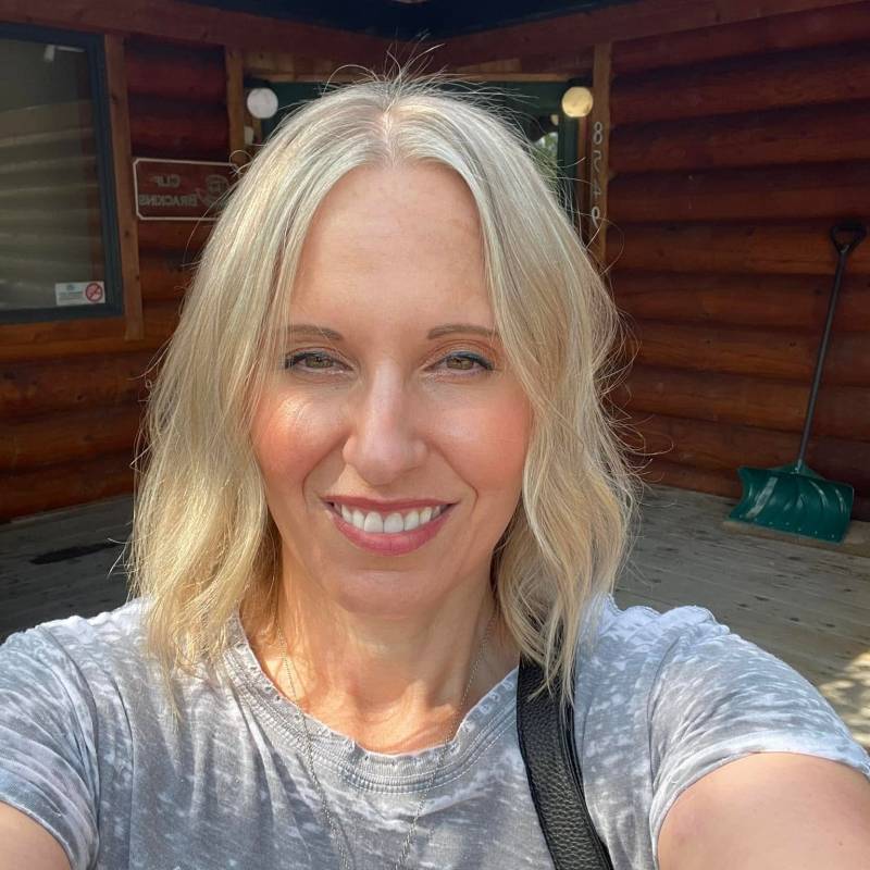 Katia, 26, Switzerland