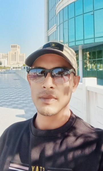Johan, 31, Rimini