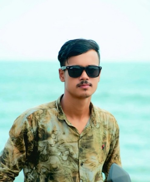 Hasan, 27, Kanas