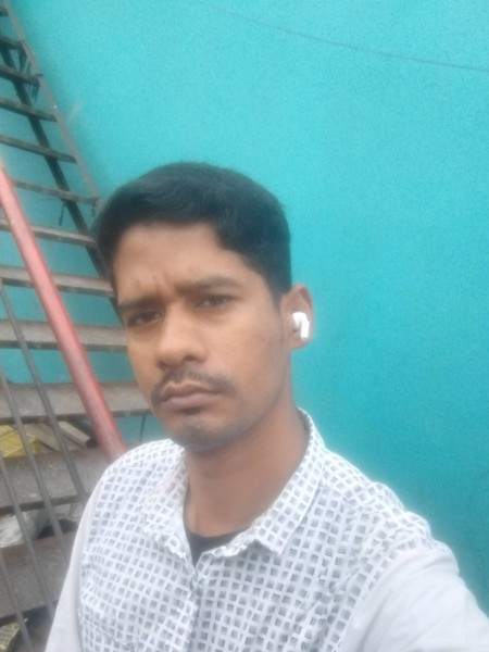 Md Rasel, 30, Luxembourg
