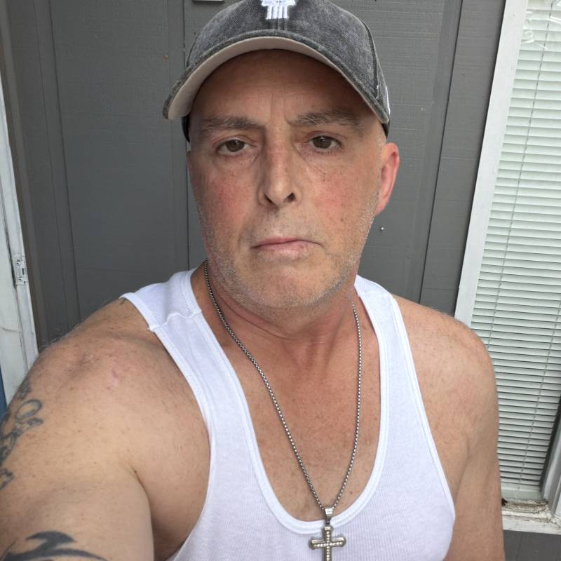 Kenneth, 57, Vanuatu