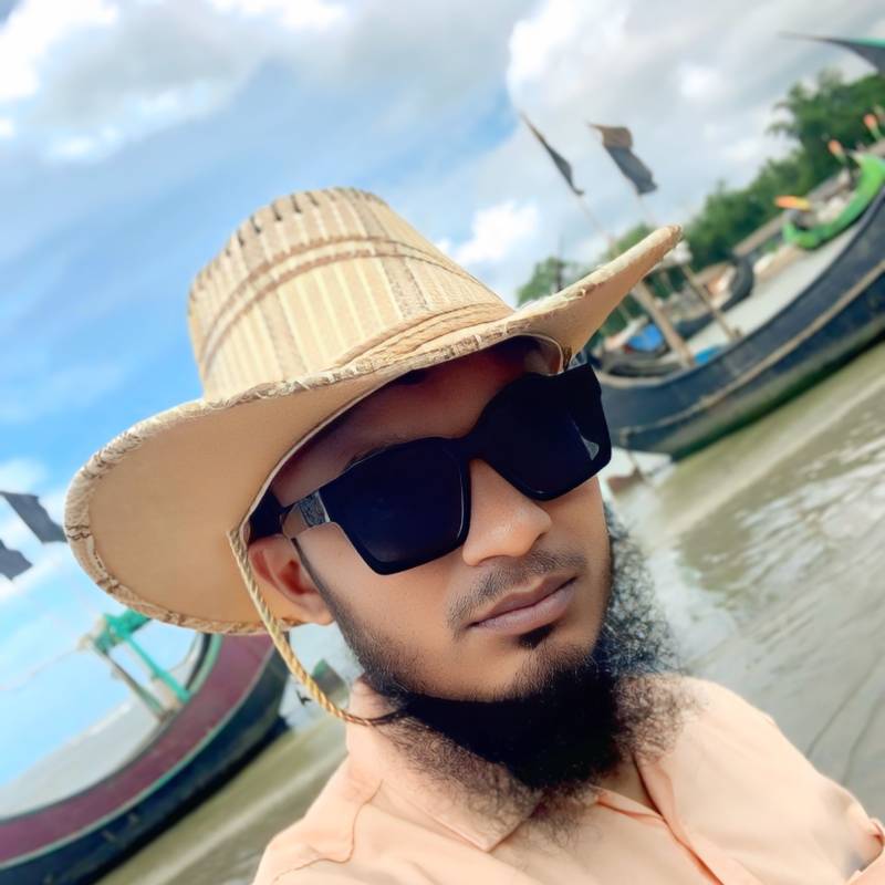 KHAN, 31