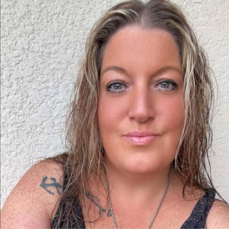 Loveth coralline, 37, Bacacay