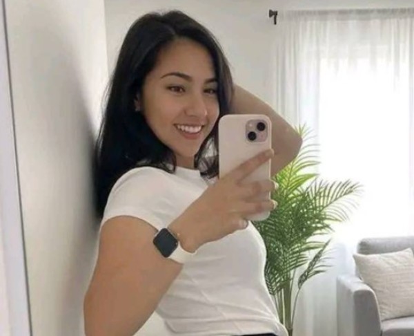 Jennifer, 25, Trim