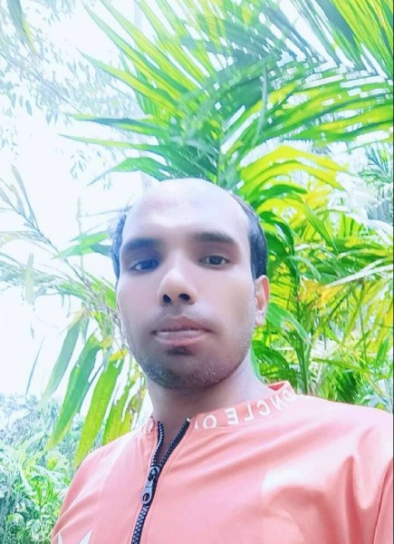 mahasin islam, 25, Southgate