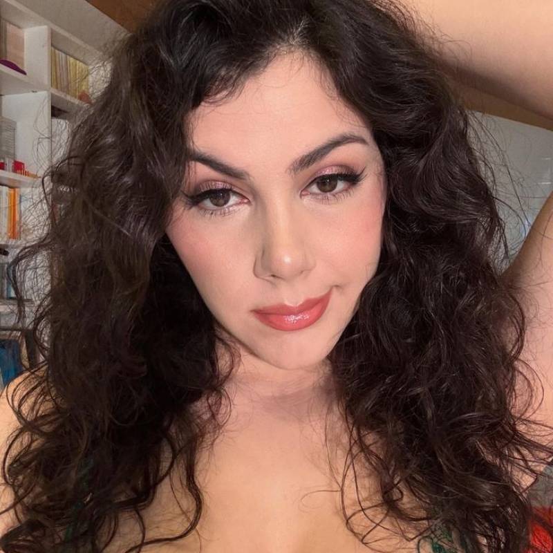 Ruby May, 43, Cumaral