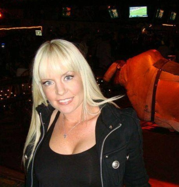 Cherry, 42, Yauco