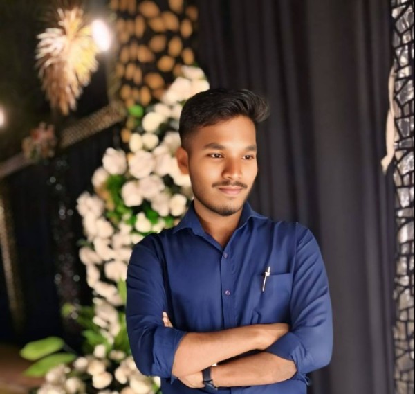 Rocky, 18, Houthulst