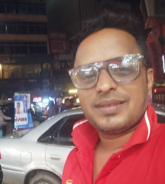 Alok Sharkar, 33, Montesilvano