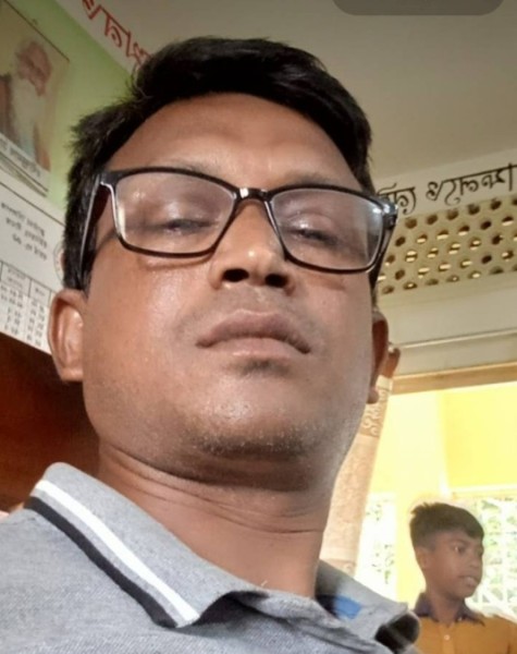 Md Motiar, 30, Straseni