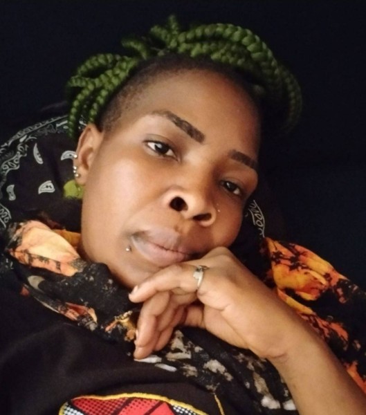 caroline, 35, Caserta