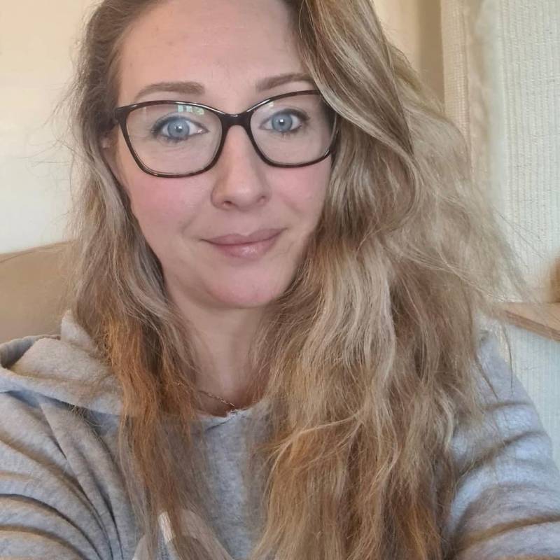 Emy, 38, Castro