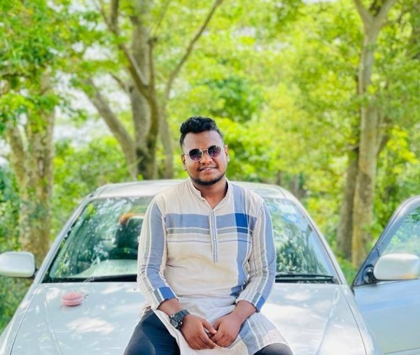 SHAHADAT HOSSAIN, 28, Santiago