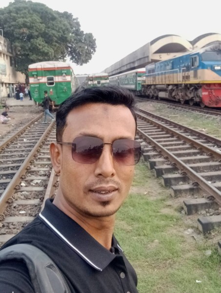 Alomgir Hossain, 38, Fleet