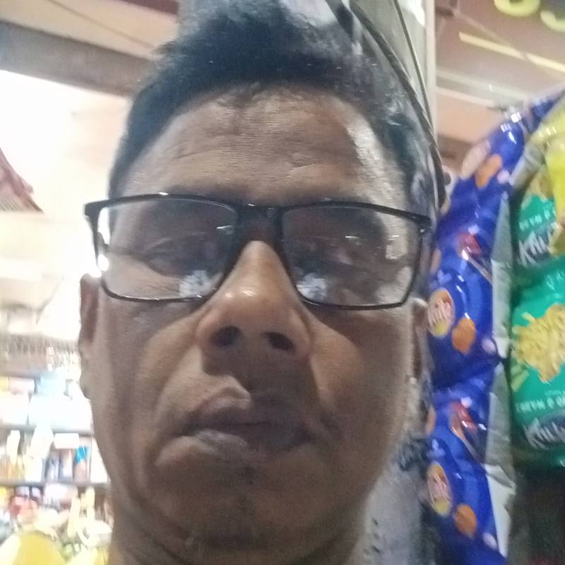 TAREK, 35, La