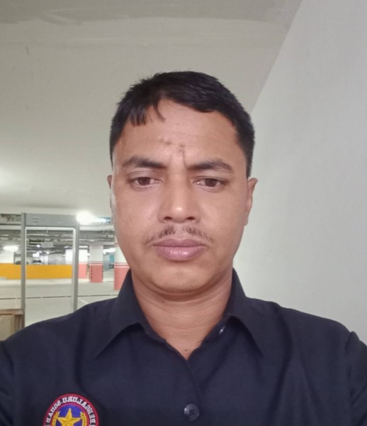 Debasish, 31, Dolo