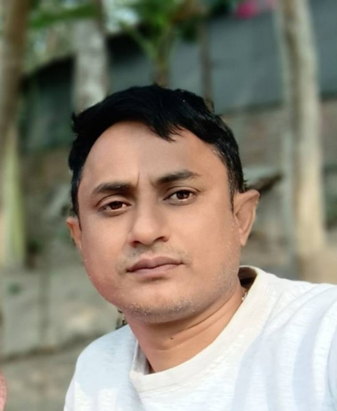 Md Nurnobi, 35, Birjand