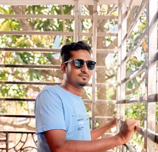 Shovo, 31, Camden