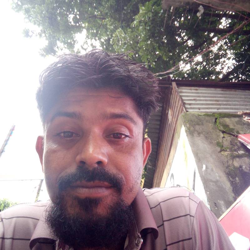 Nistobdho yachin, 32, Suwon