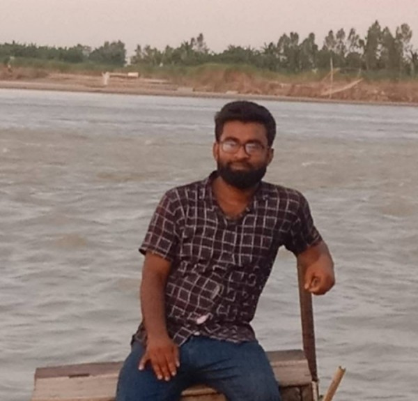 Abu Bokker, 32, Rantepao