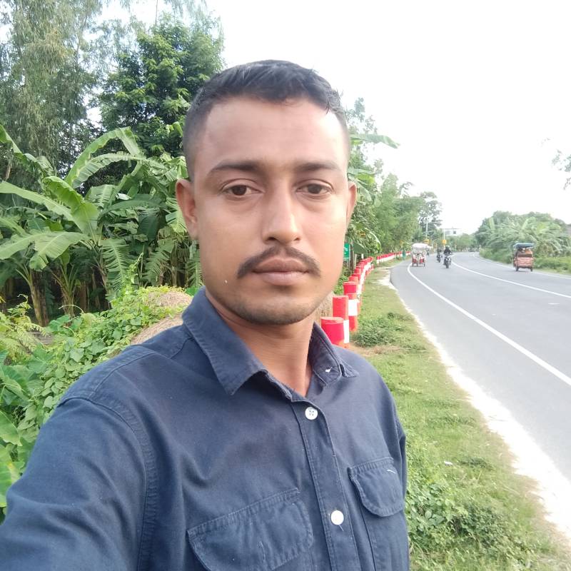 Ruselrana, 32, Switzerland