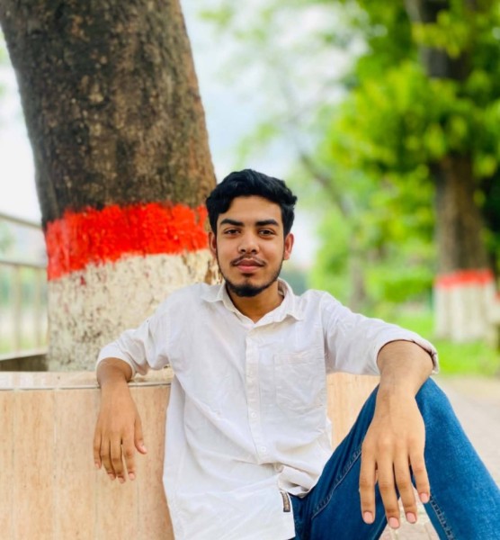 Riyad, 26, Muslim