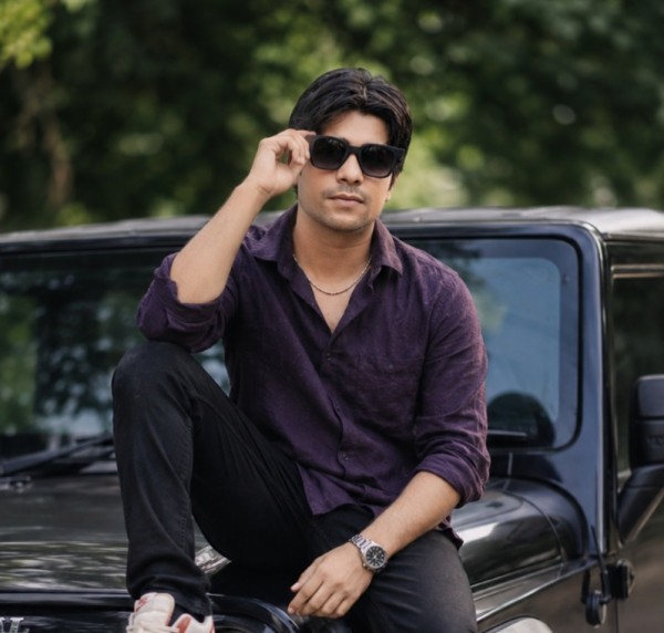 Kishor, 31, Manikgonj