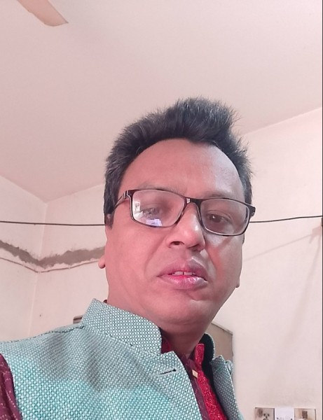 Faruk Alam, 46, Darauli