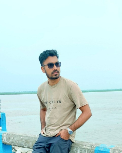 Monir, 27, Bangladash