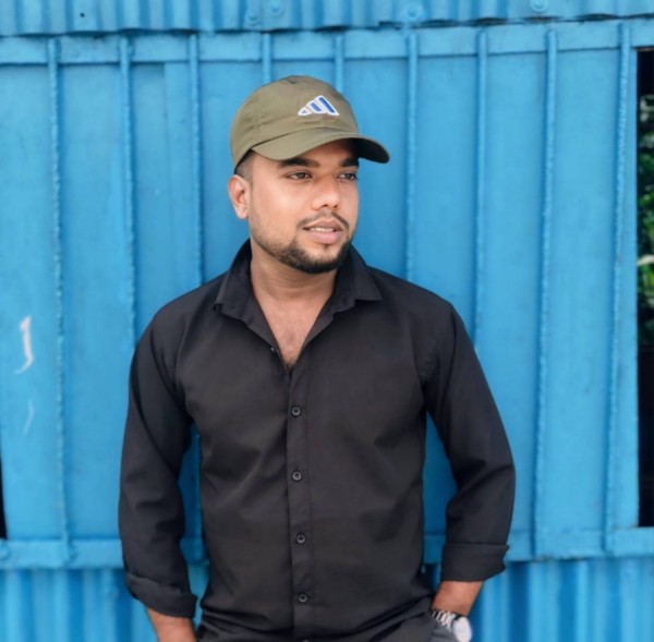 Ashik, 29, Guelph